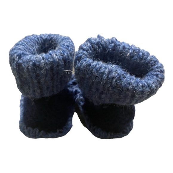KNITTED Baby Booties Blue OS - Picture 4 of 4